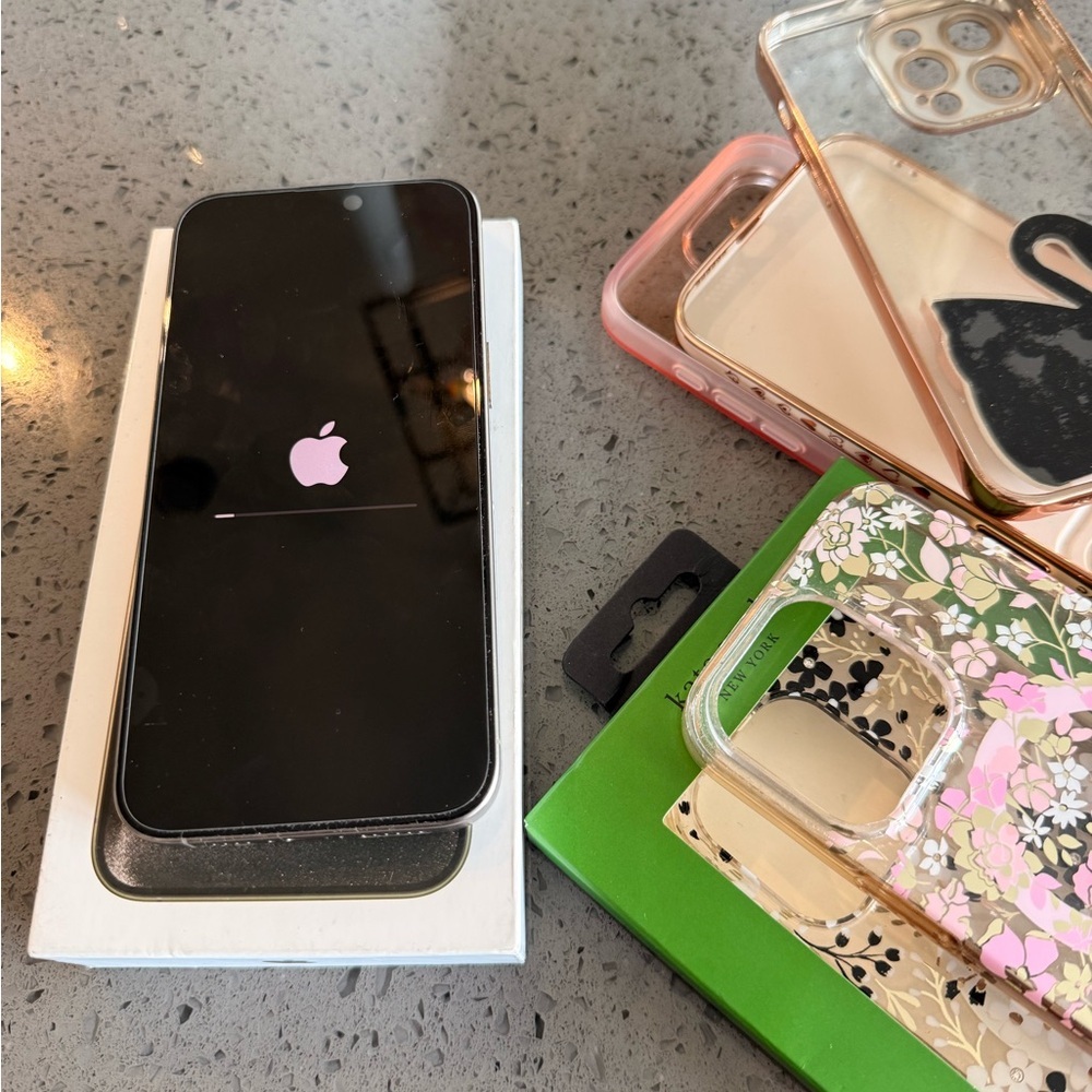 Apple iPhone 15 Pro Max 256GB
Natural Titanium Unlocked
